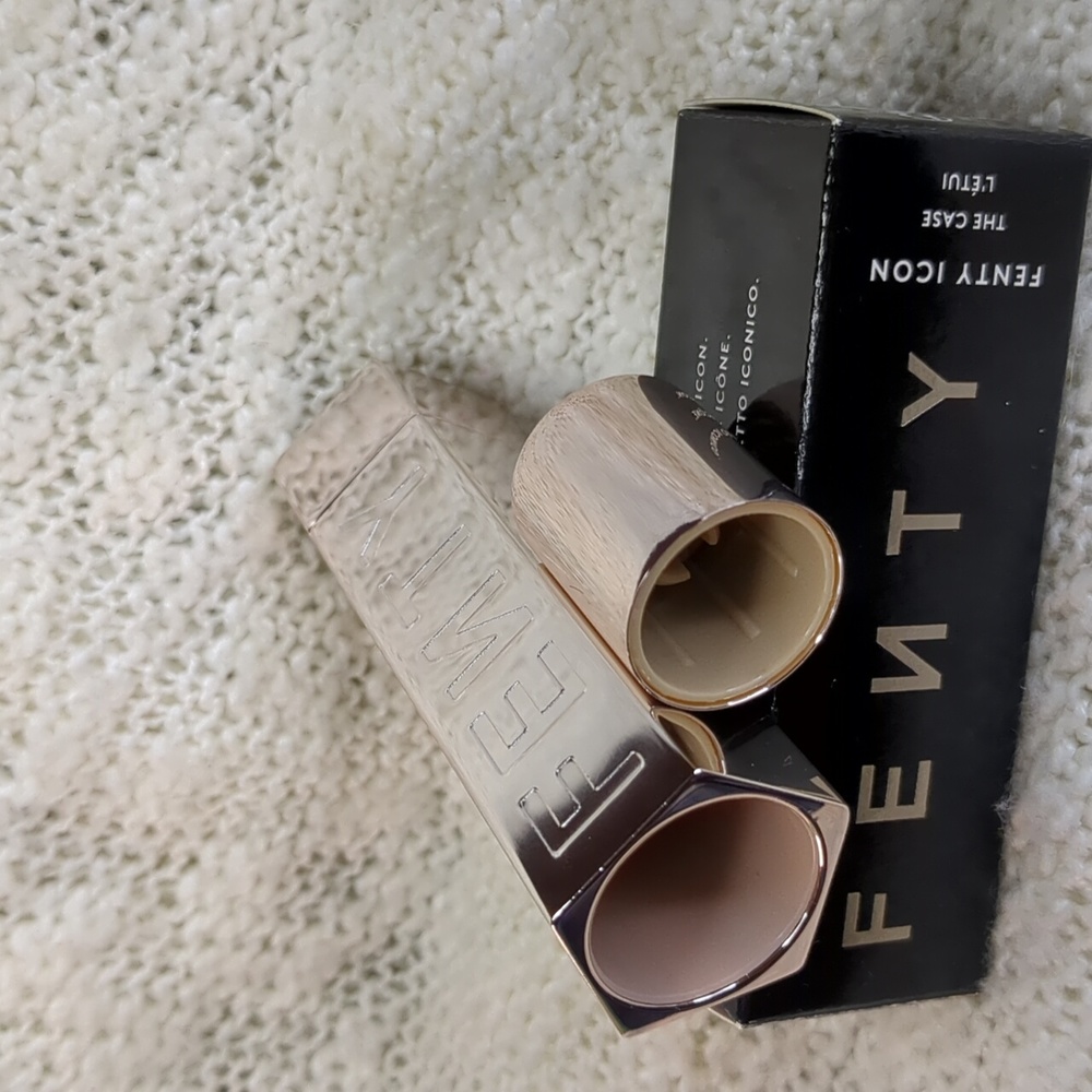 FENTY ICON "The Case" Two-piece Empty Refillable Case, Metallic Nude - Picture 14 of 14
